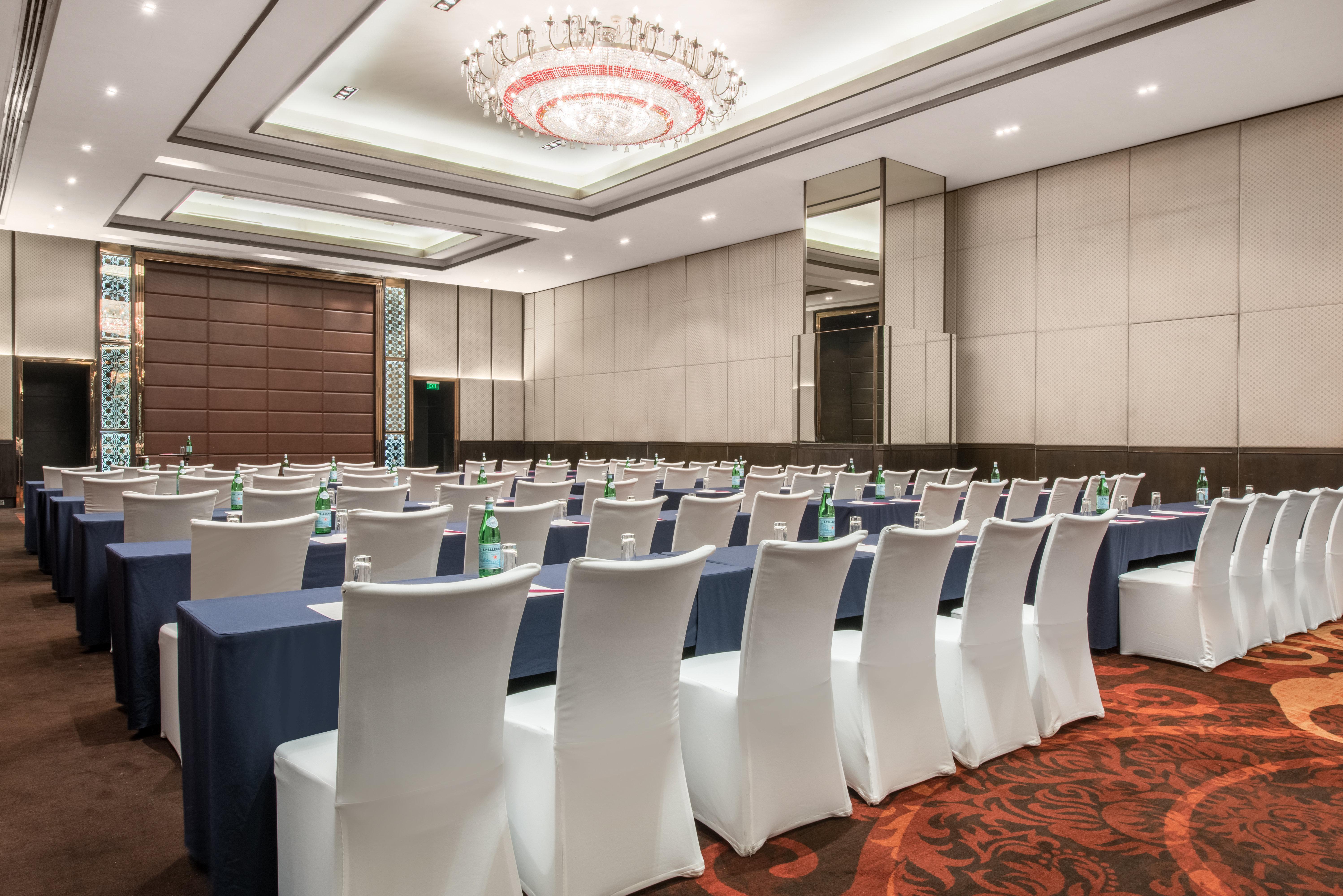 מלון Crowne Plaza New Delhi Rohini By Ihg מראה חיצוני תמונה